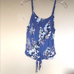 Charlotte Russe (M) Sleeveless Blouse Blue Floral
